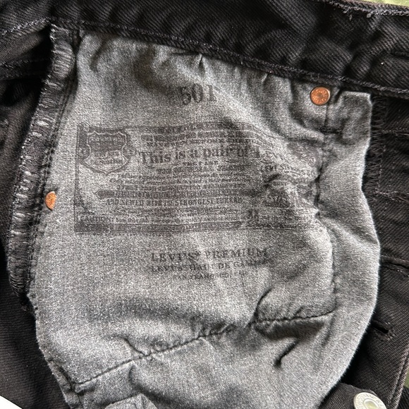 501 Black Levi’s - Picture 4 of 6